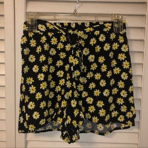 Yellow Daisy Flower Tied Shorts